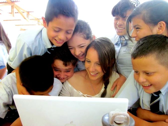 0829 Gayle Campbell teaching kids in Honduras.jpg