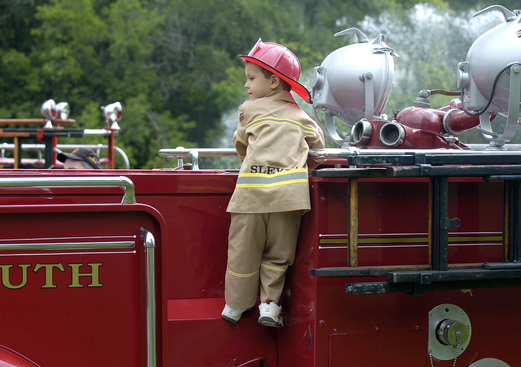 Ypsilanti Fire Truck Muster lets engine owners strut their stuff