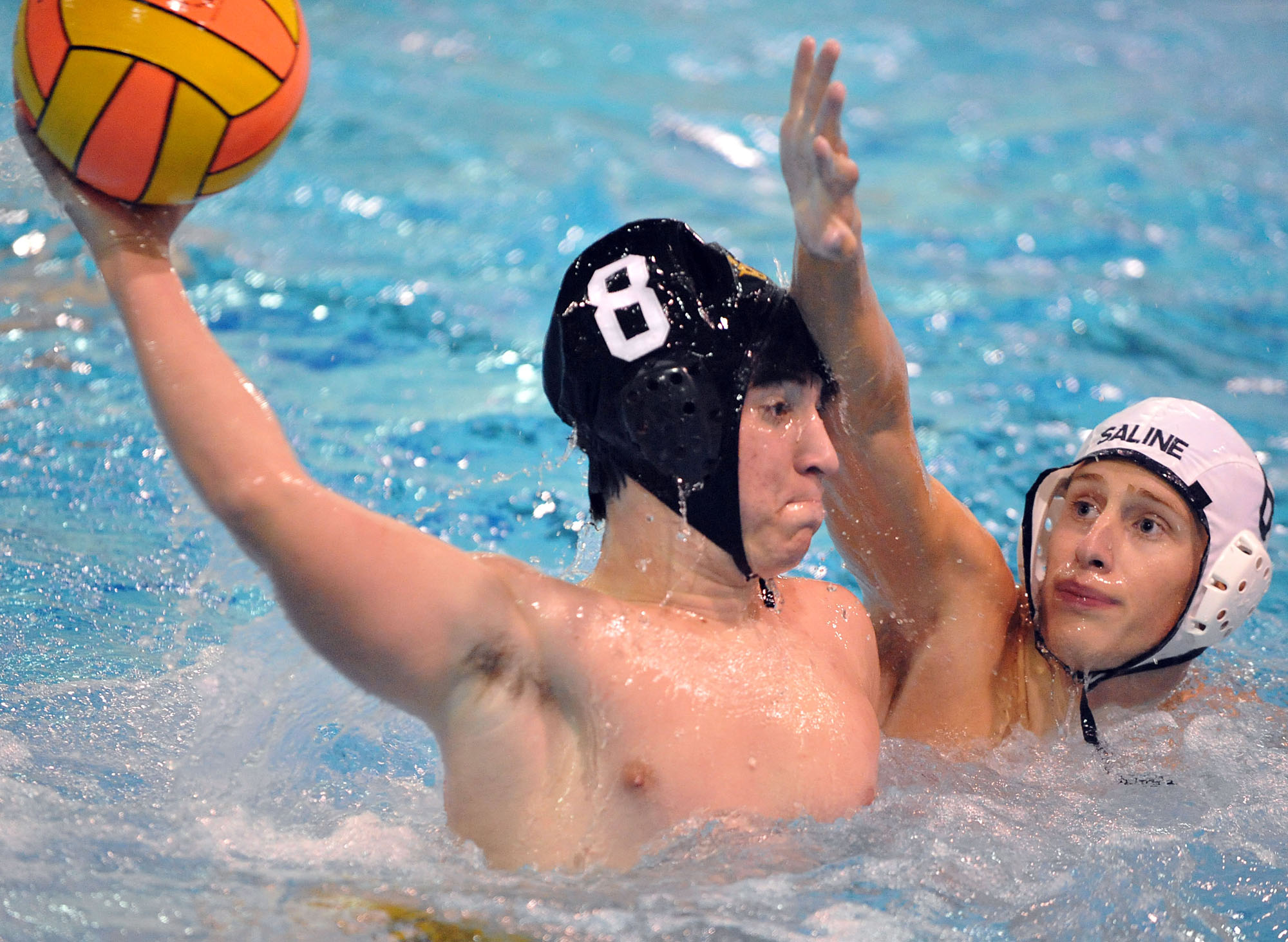 Huron water polo dunks Saline, 111