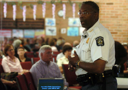 092209_NEWS_Crime Meeting_MRM_01.jpg