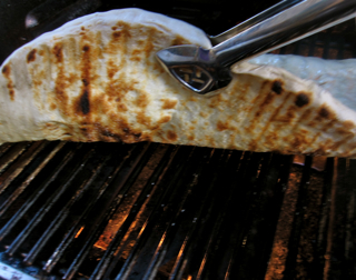 lampmangrillingpizza.jpg