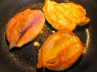 peggylampmansearingchicken.jpg