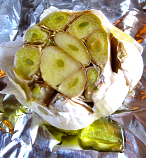 lampmancloveforroastinggarlic.jpg