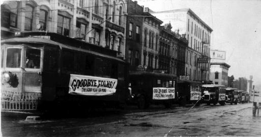 trolley.jpg
