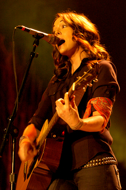 092809_ENT_BrandiCarlile_AJC_03.JPG