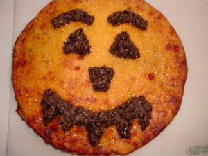 Hallowe'en Pizza.JPG