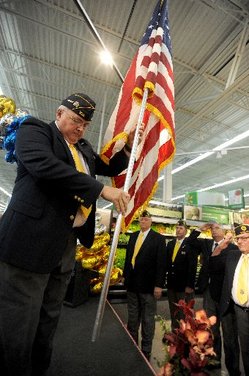 101409Walmartflag.JPG