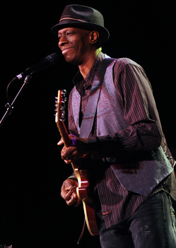 Keb-Mo-Michigan-Theater.jpg