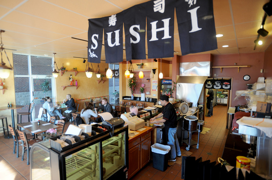 DKY-Sushi-Inside.JPG