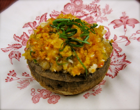 lampmancrabstuffedmushroom.JPG