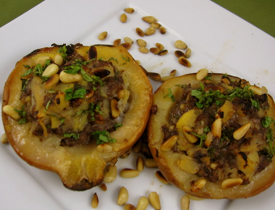 lampmanstuffed quince.JPG