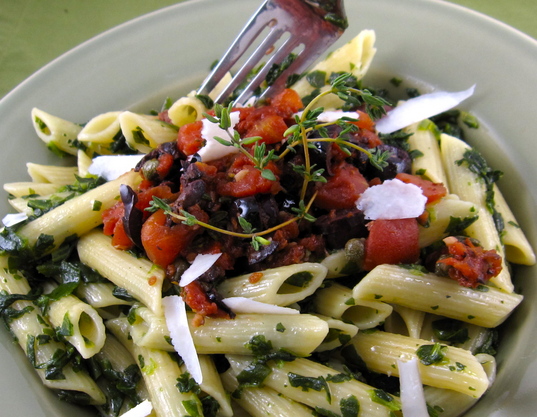 lampmanzitiwithtomatocaperelish.JPG
