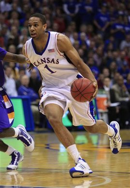 XAVIER-HENRY-121509.jpg