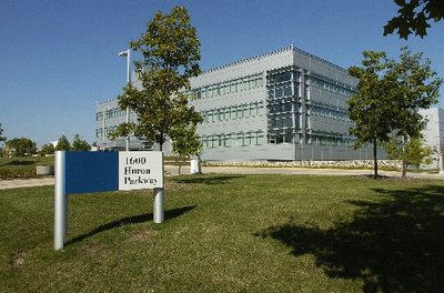090209_UM_PFIZER_1.JPG