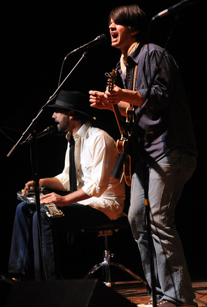 Band-Of-Heathens-2010-Folk-Festival-2.jpg