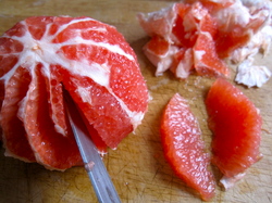 lampmansectioninggrapefruit.JPG