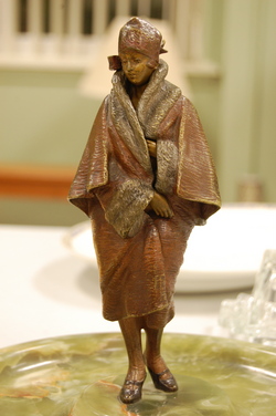 antique-statue010710.JPG