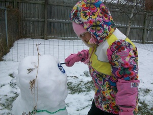 Thumbnail image for painting-snow-activity.jpg