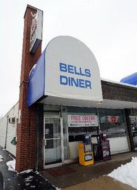 022410_BELLS_DINER_1-5_LON.JPG