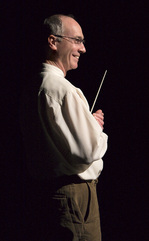 ArieLipskyFullLengthSideView.jpg