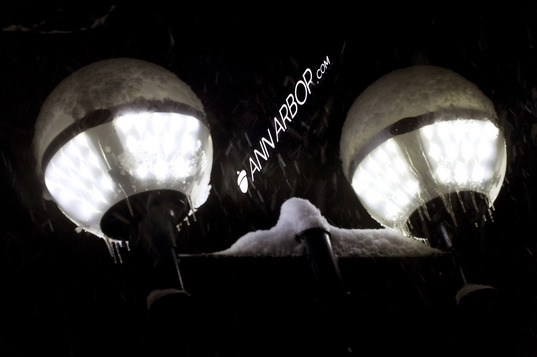 Thumbnail image for annarbor_night_ice_lamp_1.jpg