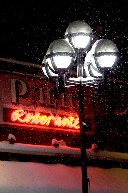 annarbor_night_ice_lamp_2.jpg