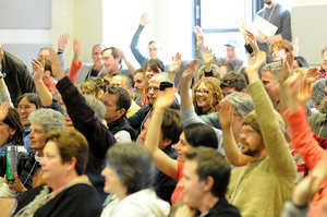 Borden - crowd at HomeGrown Food Summit