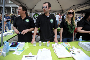 040310-AJC-hash-bash-14.JPG