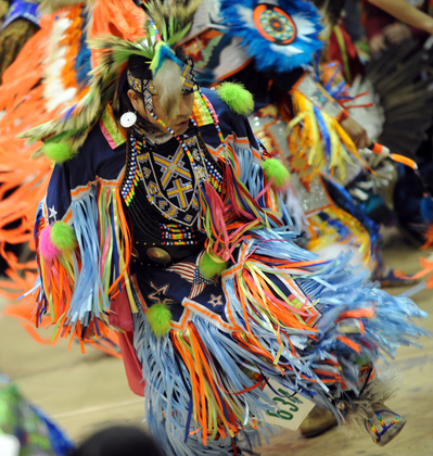 041010_POW_WOW_18-18_LON.JPG