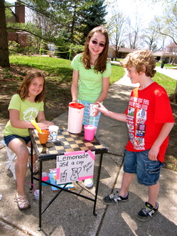 lampmanlemonadestand.jpg