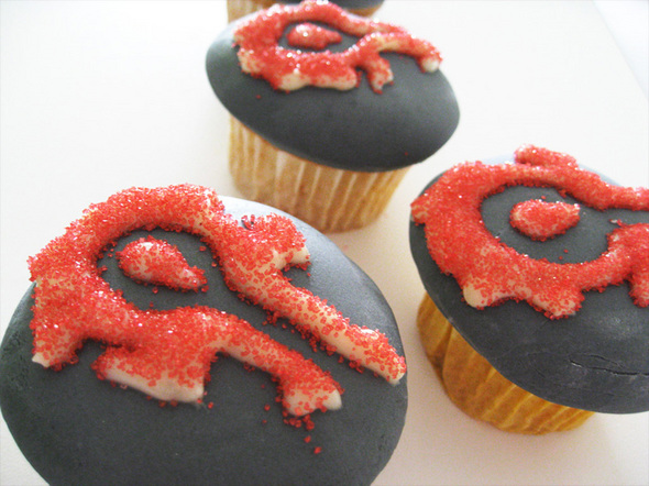 world-of-warcraft-cupcake.jpg