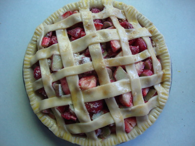 Unbaked Strawberry-Rhubarb Pie.JPG