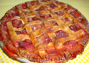 Warm Strawberry-Rhubarb Pie.JPG