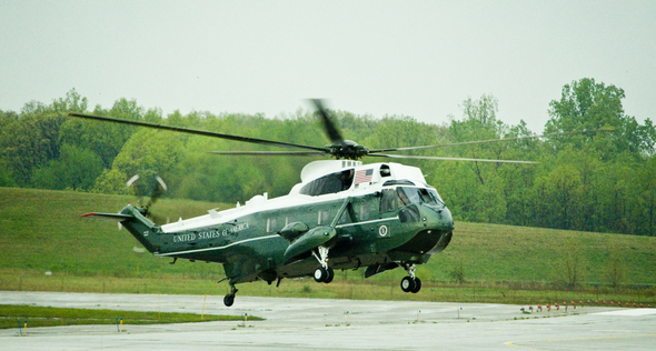 Obama-helicopter-leaving-Detroit-Metro.jpg