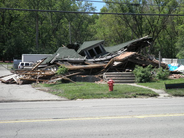 Main-Street-Collapsed-House.JPG