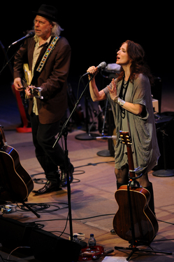 Patty-Griffin-Live.jpg