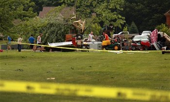 Tornado_damage_stclair.jpg
