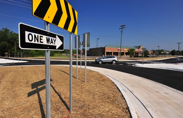 Yspilanti_Township_roundabout_Stony_Creek.jpg