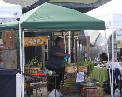 Borden - Tyena Lyons at the Super CArrots booth