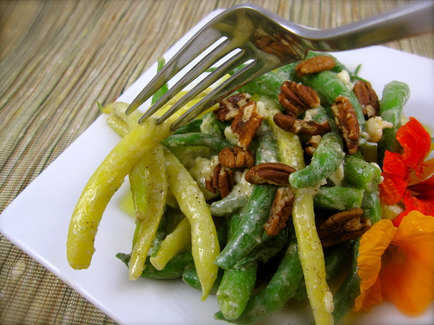 lampmangreenbeansaladroquefort.JPG