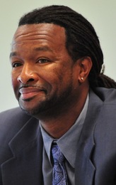 Michael_White_July_2010_debate.jpg