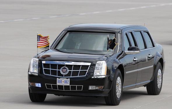 La limosina de Barack Obama el auto mas poderoso del mundo