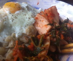 Borden - Kimchi, eggs, pasta