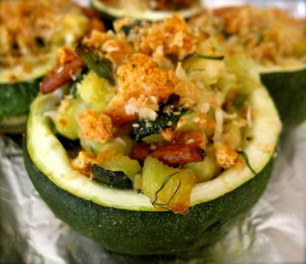 lampmanstuffedsummersquash.JPG