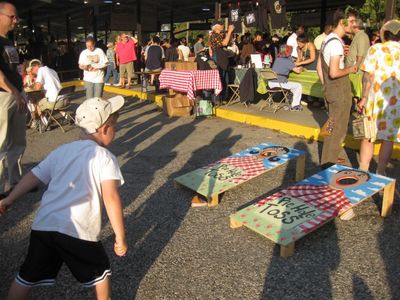 Borden - Homegrown festival boy playing piehole