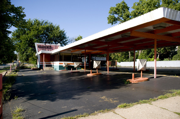 Chili Dog Position. chili dogs and root beer.