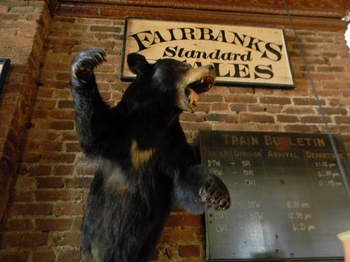 Sidetrack-Bar-and-Grill-Bear.jpg