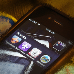 deaton-boy-scout-advancement-apps-apple-iphone-4.jpg