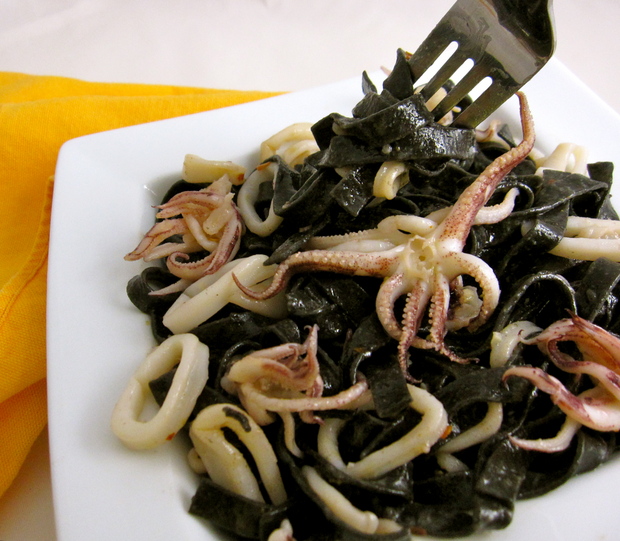 lampman-squid-in-pasta-and-squid.JPG