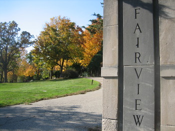 Fairview-Cemetery-gates.JPG